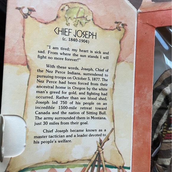 3 Hallmark famous Americans dolls Indian maiden Chief Joseph Amelia Earhart box - Picture 2 of 8